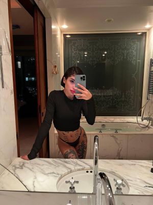 фотка Адель  (инди)